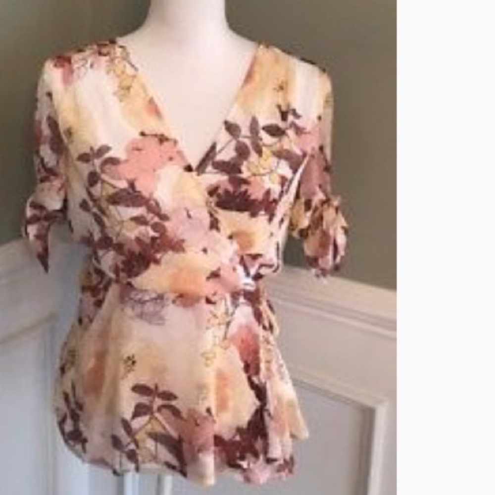 Francesca’s wrap top